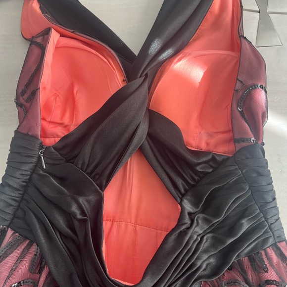 NWT Adrianna Papell racer back formal dress size 6P - Picture 6 of 14